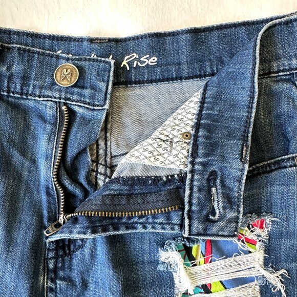 Victoria's Secret High Rise Cut-Off Jean Shorts - Picture 5 of 7